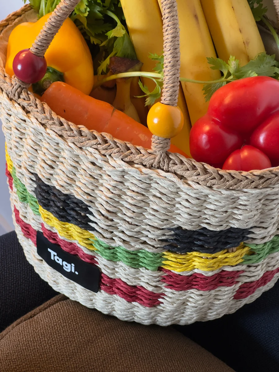 果物収納用編み手提げカゴ：かわいいダイヤモンド柄でピクニックやキャンプに最適な通気性設計