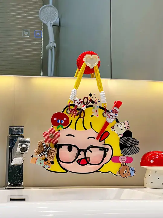 可愛い多機能ヘアゴムクリップ収納ロープ【壁掛け式・メガネスタンド・カートゥーンデザイン】