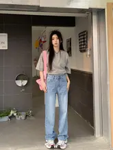 高腰シンプルデザインの淡色ワイドレッグデニムパンツ【女性用・秋冬・ストレート・体型カバー】