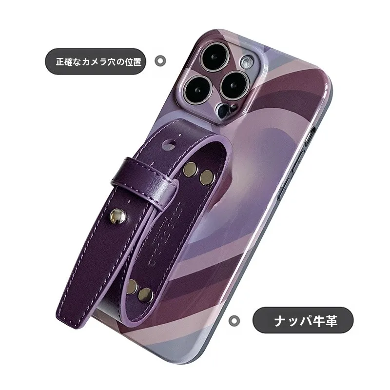 ナイト手袋にスマホが収まるのは、本当に小さいサイズなのか？