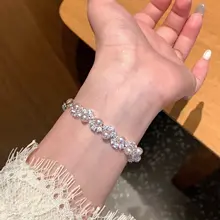 上品な輝き！パールとダイヤモンド風ジルコンのブレスレット【女性用・ギフトに最適】
