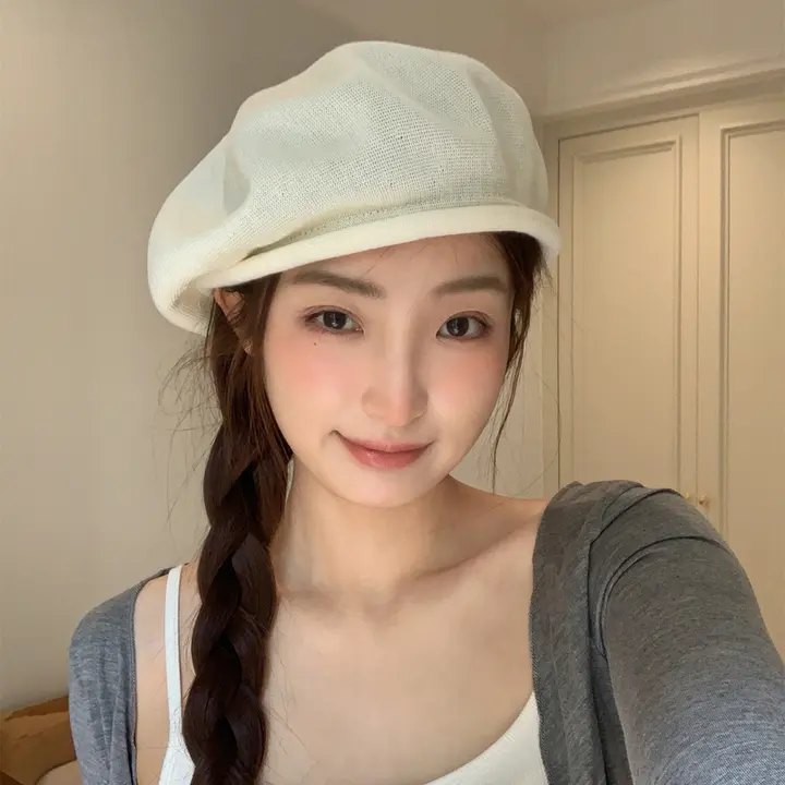 軽やかなデザイン！夏用薄手透け感のあるレトロベレー帽【女性用・巻き縁・おしゃれ】