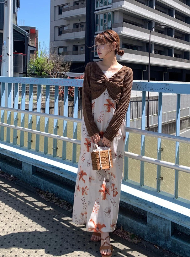 「＋j 服」と「haori」の違いは？和風スタイルで悩む人のための選択ガイド