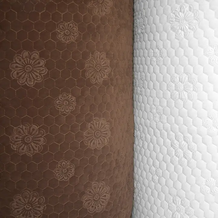 防滑付き圧花加工のソファマット【クッション性のあるデザイン・リメイク用生地】