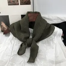 ヴィンテージスタイルの襟巻きスカーフ【薄手・ネイビー・防風・春秋用】（セットアップ対応）