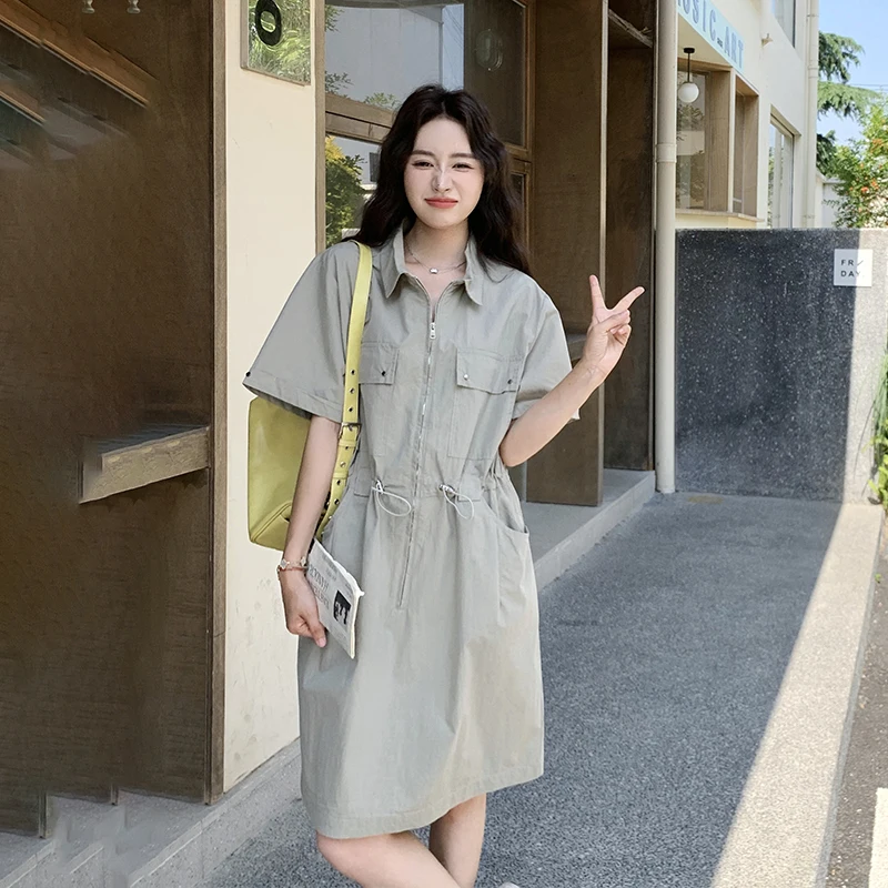 オフィスカジュアル ワンピース 20代 どう選ぶ？無地・シンプルなデザインが実は最強の理由
