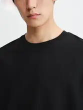 快適な着心地のスタイリッシュなメンズカジュアルTシャツ【吸湿・透湿性】