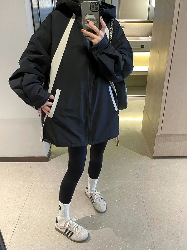 30代の女性が今、選ぶべきオフホワイトのショート丈アウターは？