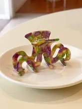 M型波浪デザインのフラワーパターンヘアクリップ【中サイズ・アセテート製・洗練されたデザイン】