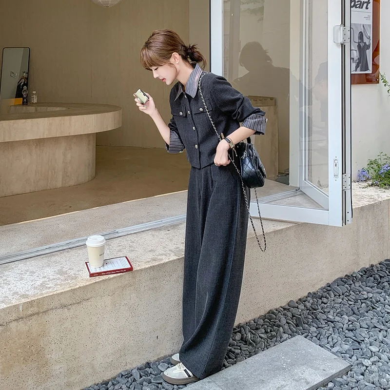 春秋用 高級感ある女性用コーディネート：軽熟な雰囲気で通勤と日常を支える2wayセットアップ
