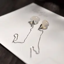 925銀製 耳線【白玉髓・立体餃子デザイン・シンプル・小型】