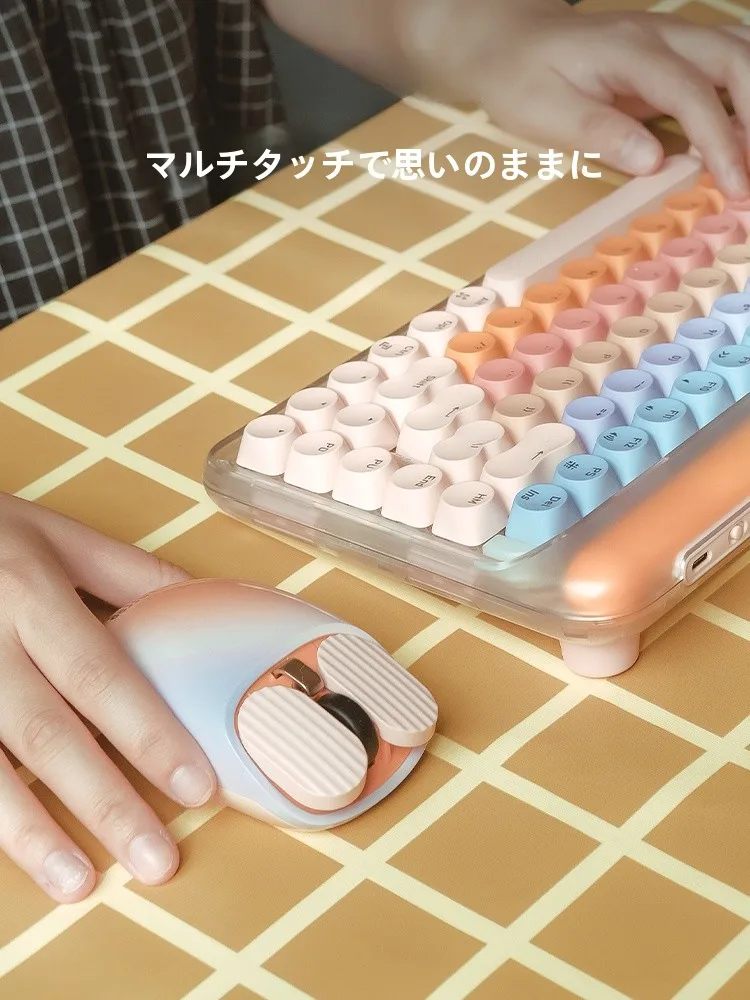 カラフルなワイヤレスマウスで通勤のストレスをどう解決する？