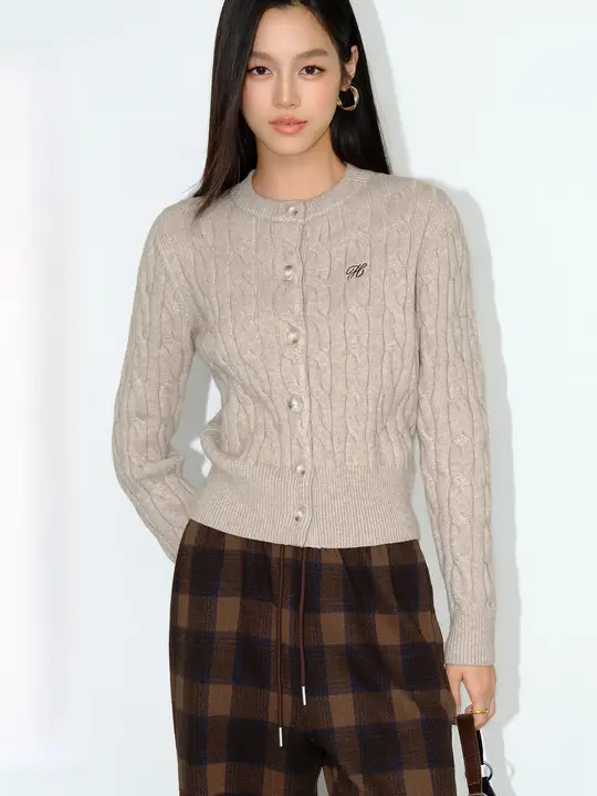 おしゃれな麻花編みニットカーディガン【秋冬・女性用・スリムフィット・長袖】