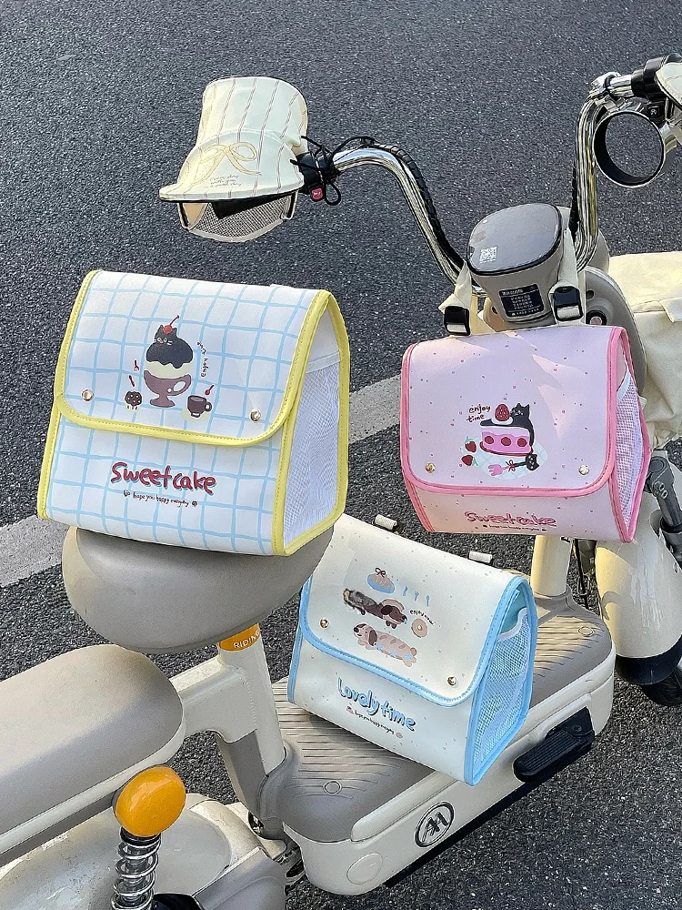 電動自転車用フロント収納ポケット：車内バッグ収納の効率性と実用性を検証