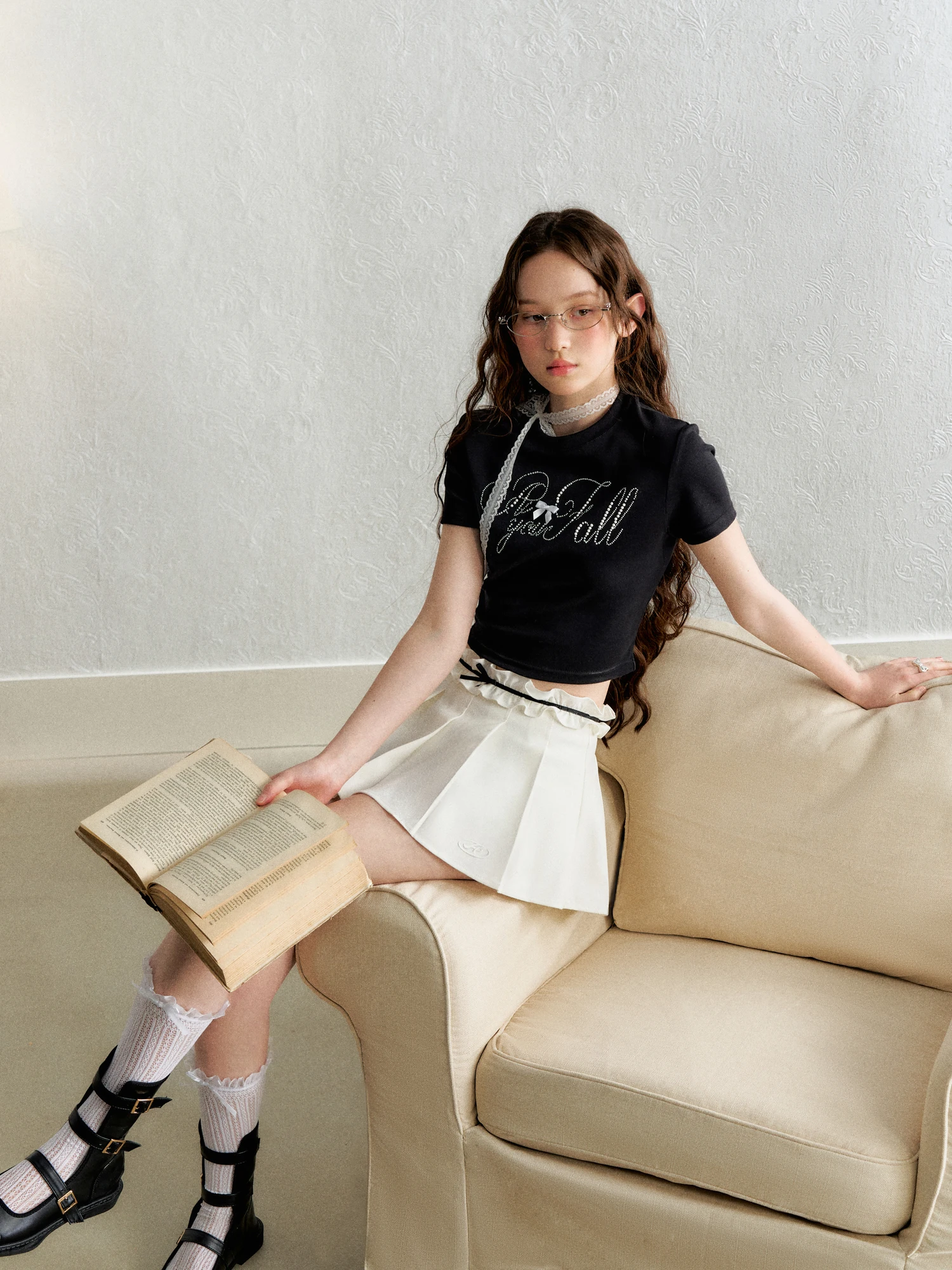 デザイン性豊かなプリーツスカート【フリル付き・カジュアル・学院風】の今流行りの服としての実用性
