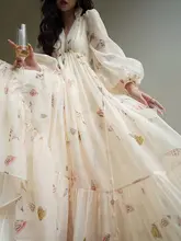 フレンチスタイルの花柄ロングドレス【春夏・大きなスカート・リゾートファッション】