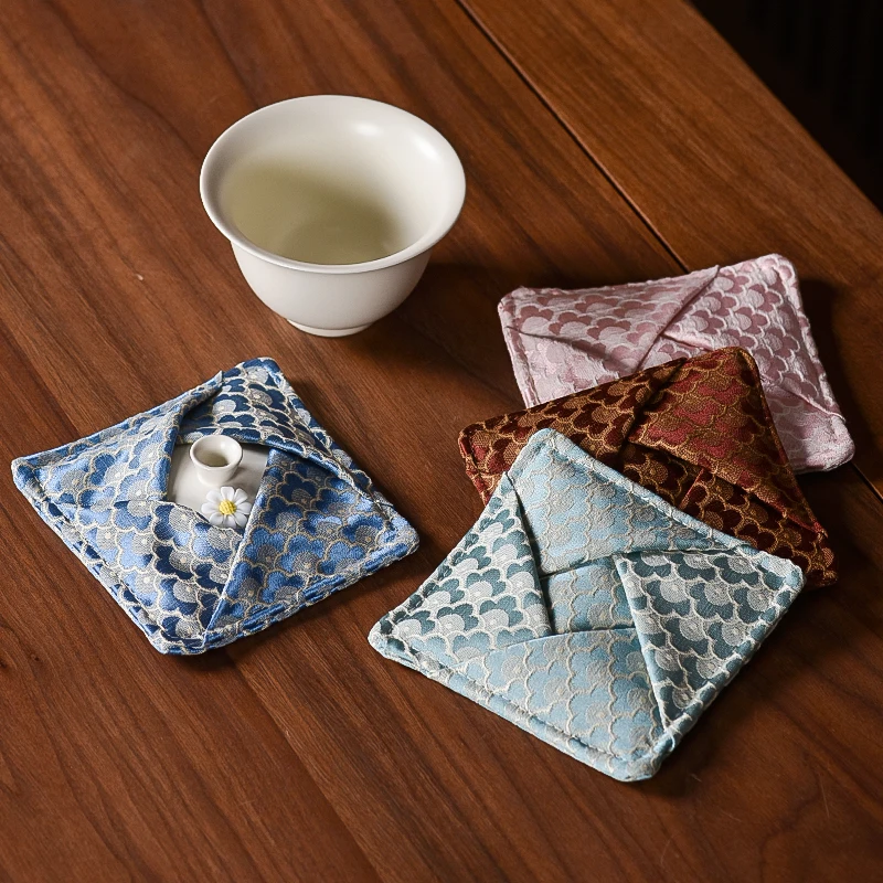 旅行に便利な茶具用カバー【蓋の保護・衝撃吸収・布製】