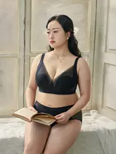 大きいサイズの快適なブラジャー【ノンワイヤー・春夏用・ふんわりとしたカップ・バストを自然に整えるデザイン】