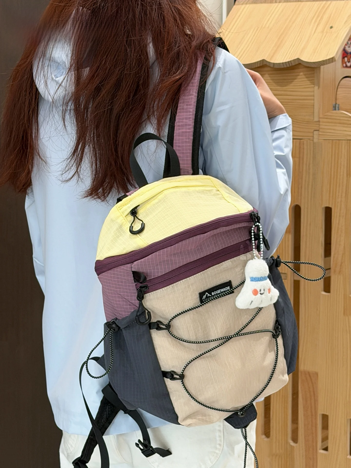 日帰り登山 ザック 女性 おすすめは？軽量で通勤にも使えるハイキングリュックの選び方