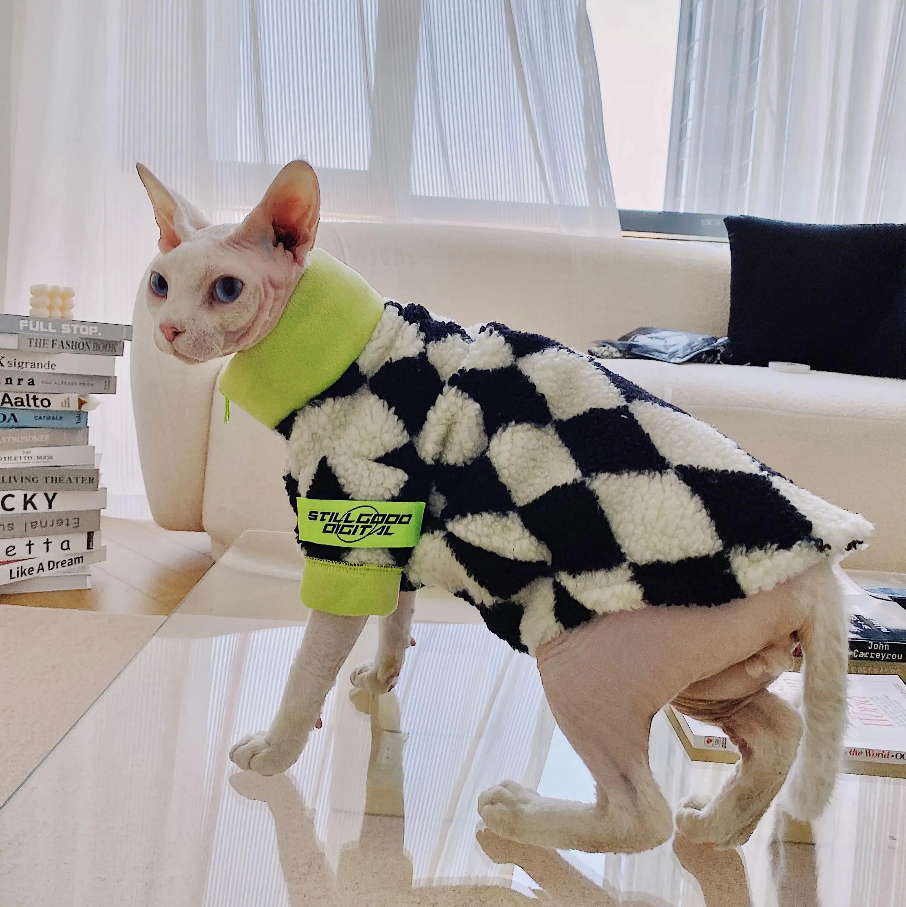 無毛猫用冬用ウェア：加絨・羊羔毛で極限低温でも快適な保暖性能