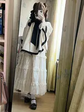 ロリータスタイル ケープコート【黒白山茶花デザイン・ウール製・秋冬用・エレガント】