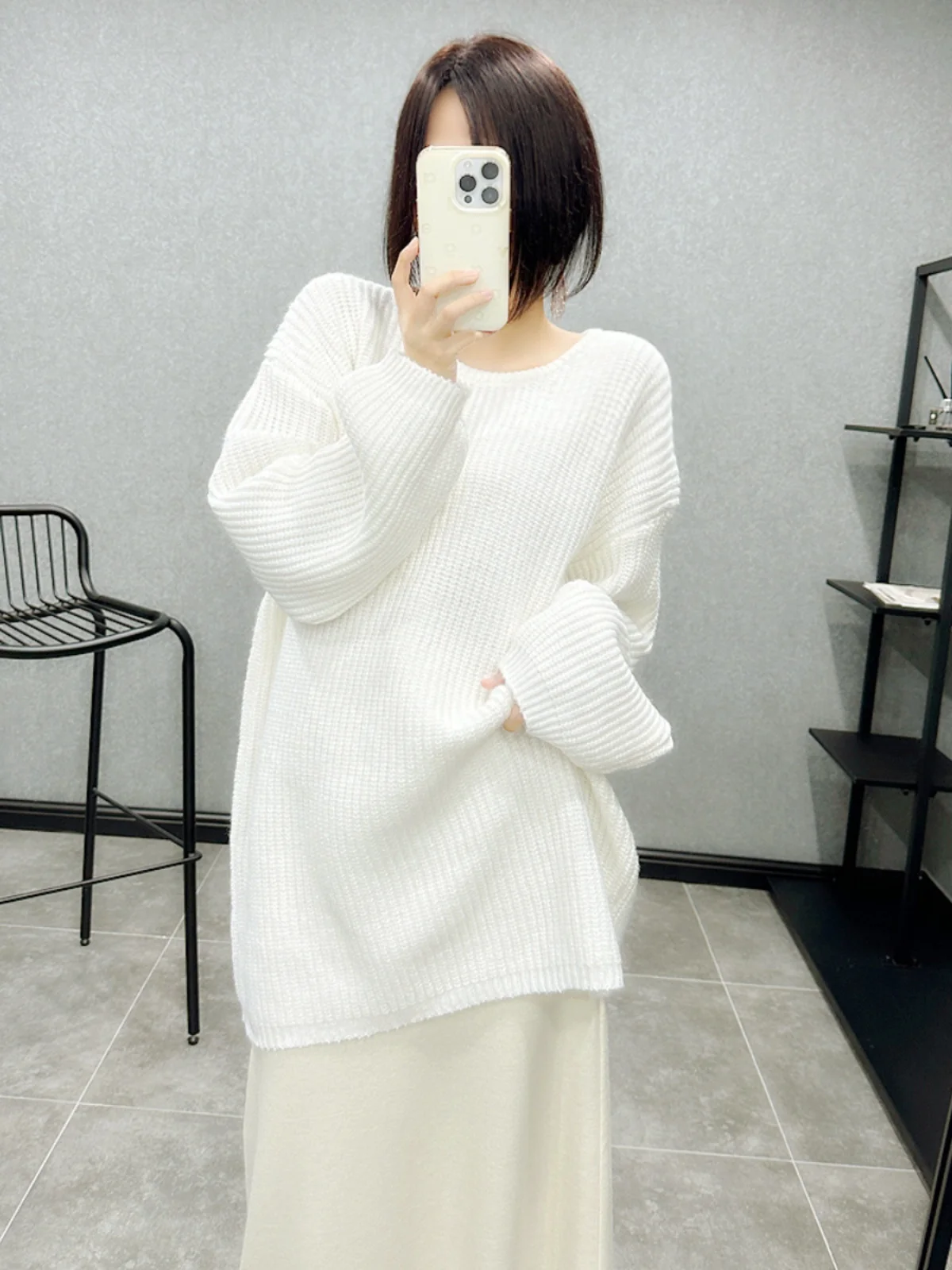 大人可愛い服 50代コーデ 完全ガイド｜色・柄・アイテムの選び方