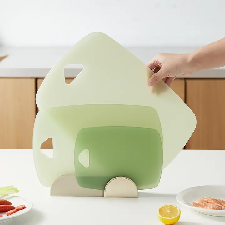 抗菌・防霉の両面使用可能な野菜・果物用まな板【家庭用・ベビー用・キッチン必需品】