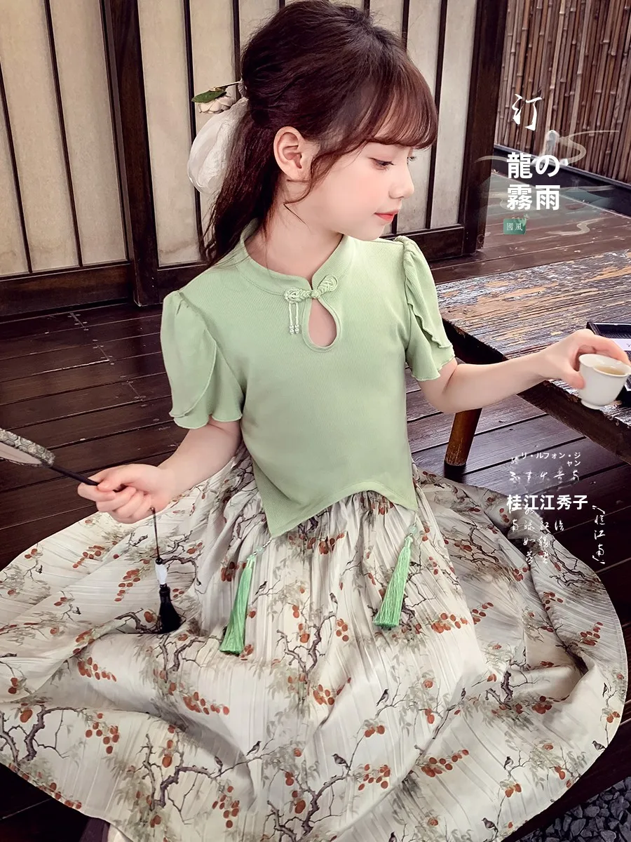 子供用国風漢服夏用ドレス：1歳半から3歳女児向けの日常着としての実用性とデザイン解析