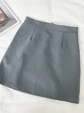 浅灰色のAラインハイウエストスカート【シルエットを引き立てる・防透けデザイン】（セットアップ対応）