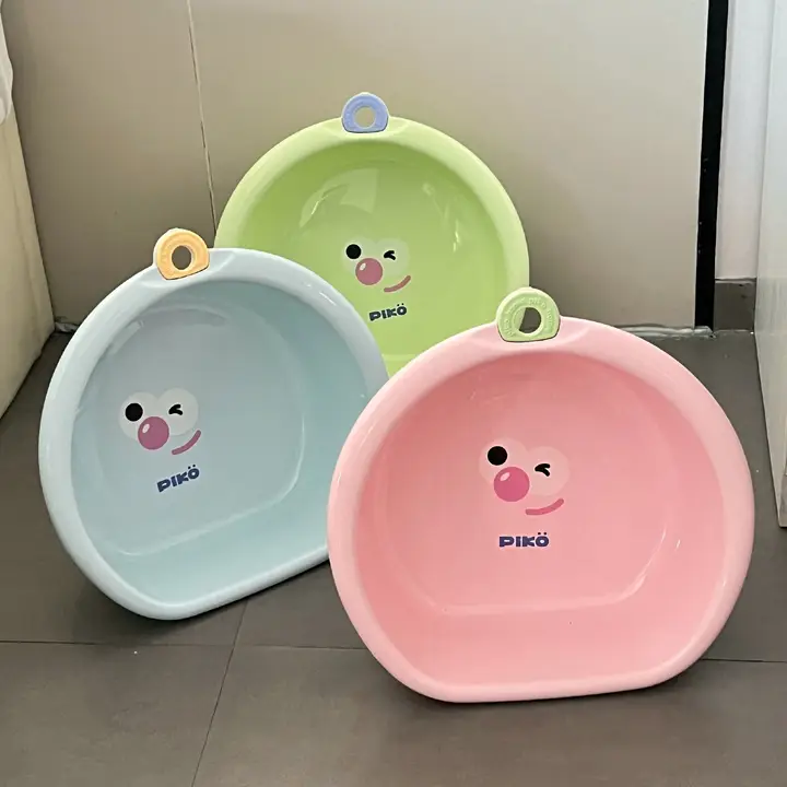 耐久性のあるプラスチック製洗面器【厚手・学生向け・家庭用・吊り下げ可能】