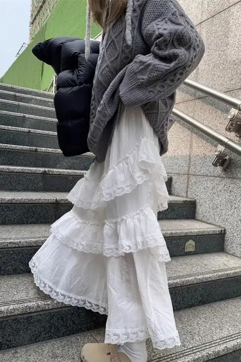 甘いデザインの白色ハイウエストAラインスカート【不規則レースフリル・秋用】