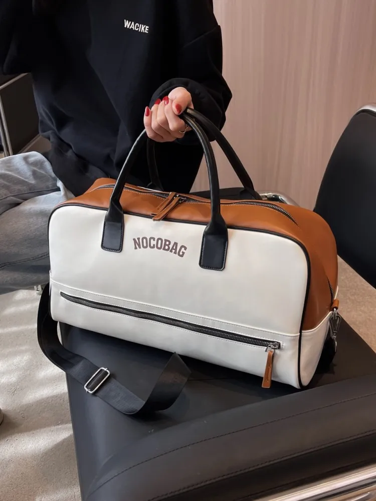 1泊旅行バッグ おしゃれ メンズ どう選ぶ？軽量で防水なトラベルバッグが今、注目されている理由