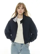 リバーシブルデザインの短丈ジャケット【春秋用・ハイネック・長袖・女性用】