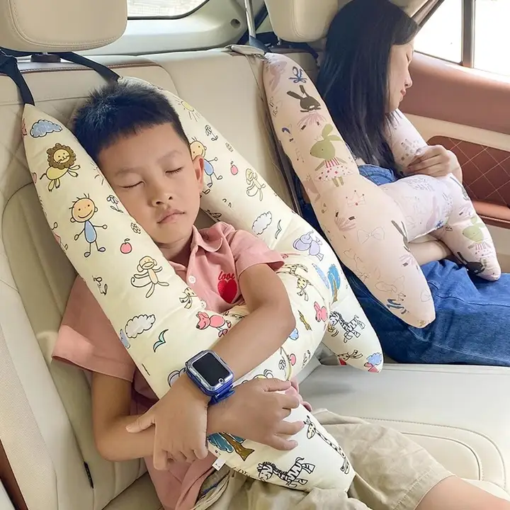快適な車内睡眠！車用抱き枕【長距離移動・首・肩保護対応】