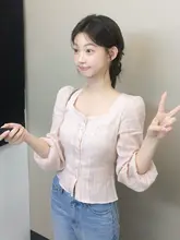 春の甘美なレーススクエアネックシャツ【パールボタン・ウエストリボン・長袖】