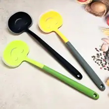 シリコン製笑顔きのこ型スパチュラ【家庭用・非粘着加工・料理用】