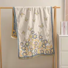 四層の純綿ガーゼバスタオル【柔らかく吸水性に優れ速乾】