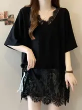 大きいサイズのVネックレース切替ゆったりTシャツ【半袖・体型カバー・カジュアル】（セットアップ対応）