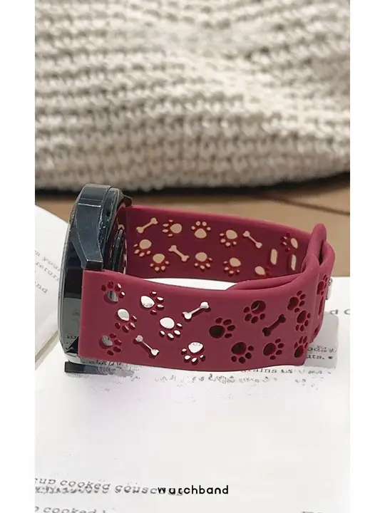 交換ベルト シリコン 可愛い 犬の肉球モチーフ 穴あき 通気性 Huawei Watch GT5 GT3 Watch4 Pro Apple Watch Series 11 対応