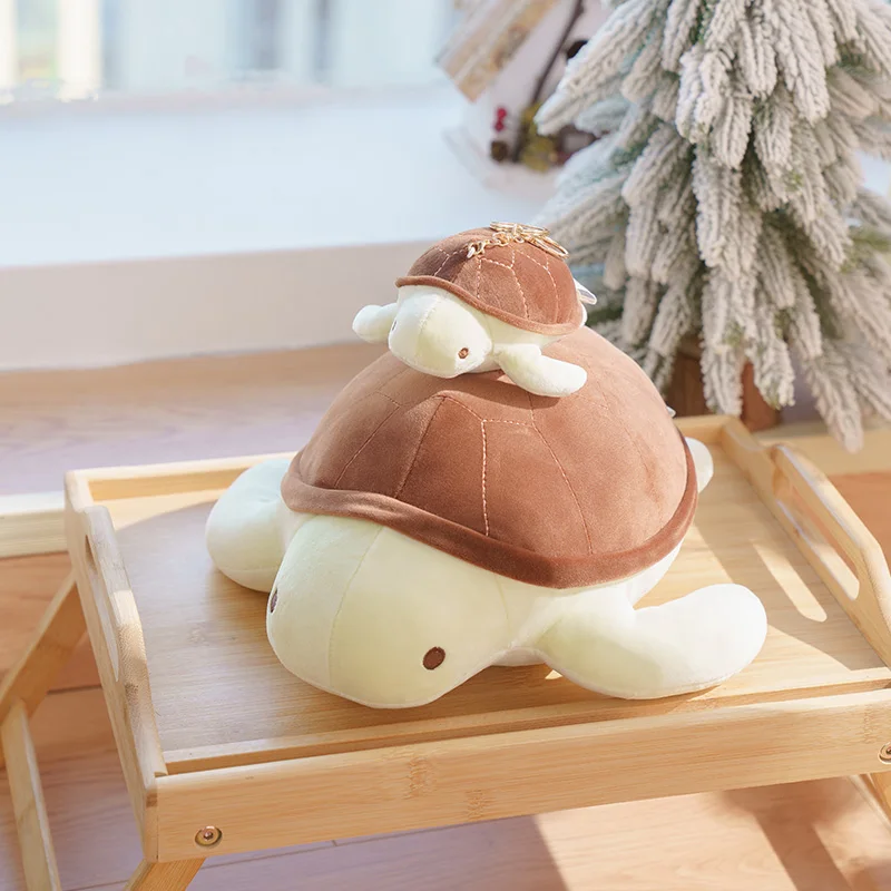 かわいい小亀のぬいぐるみキーリング：おでかけ子ザメグッズの実用性と使用シーン