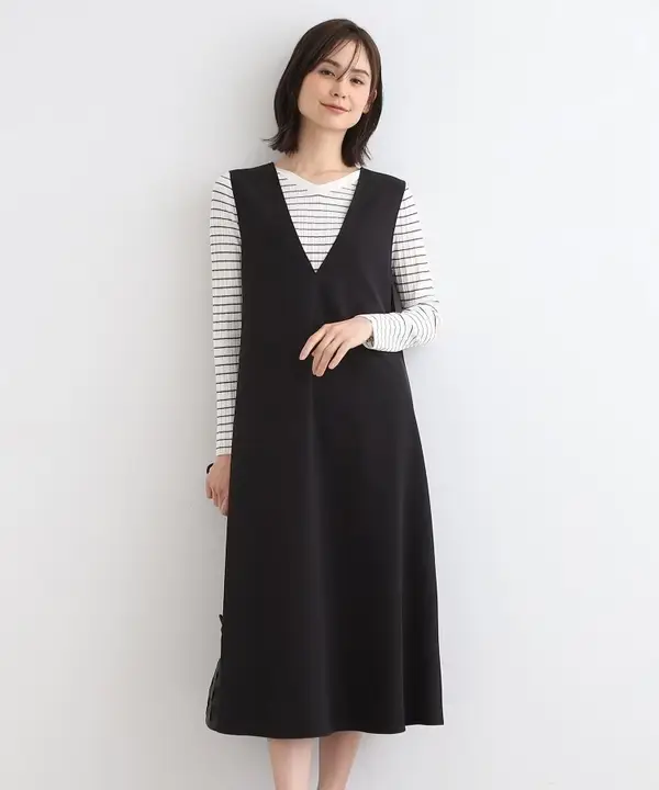 重ね着可能なVネックノースリーブワンピース【防シワ素材・トレンドデザイン】（セットアップ対応）
