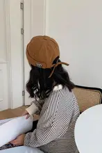 ツバなしカンカン帽【街頭ファッション・ユニセックス・ヒップホップスタイル】