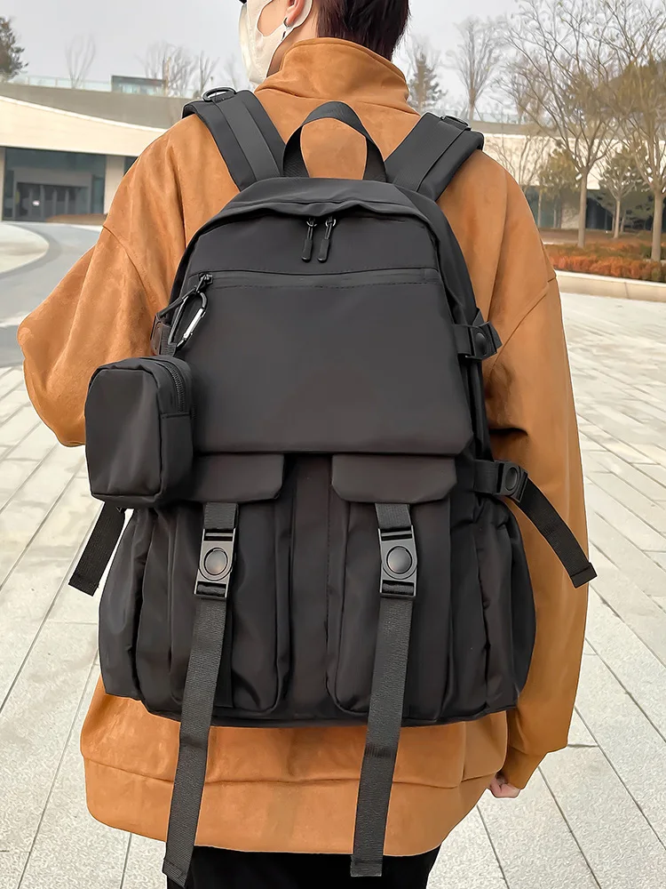 旅行用バックパックを選ぶときに迷うのは、本当に「軽さ」だけなのか？