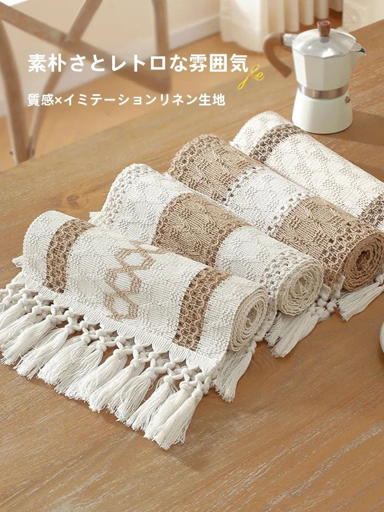 ガラステーブルクロス オシャレなデザイン：花木の麻風テーブルクロスが提案する日式リラックス空間