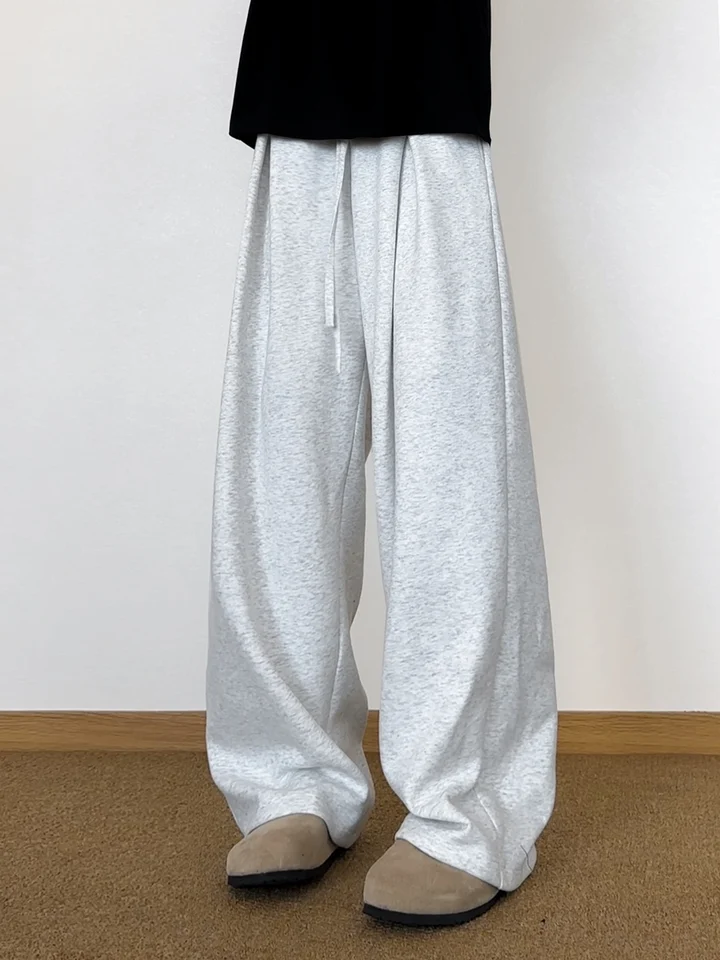 涼感透湿素材のワイドパンツ【クールなシルエット・フィット・男性用】