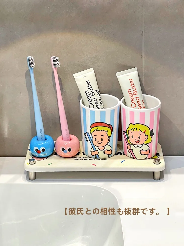 陶器製歯ブラシホルダー：多巴胺風の収納解決策と実際の使用シーン