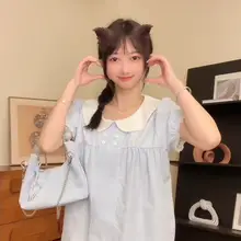 チェックデザインのルーズフィットブラウス【レース袖・ハートボタン付き・短袖】