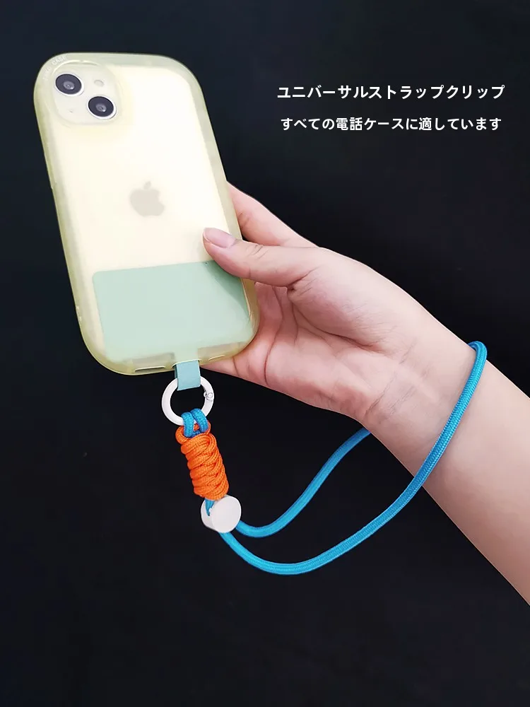 多色ストラップ付きスマートフォンケース：金属クリップで防失と個性を実現