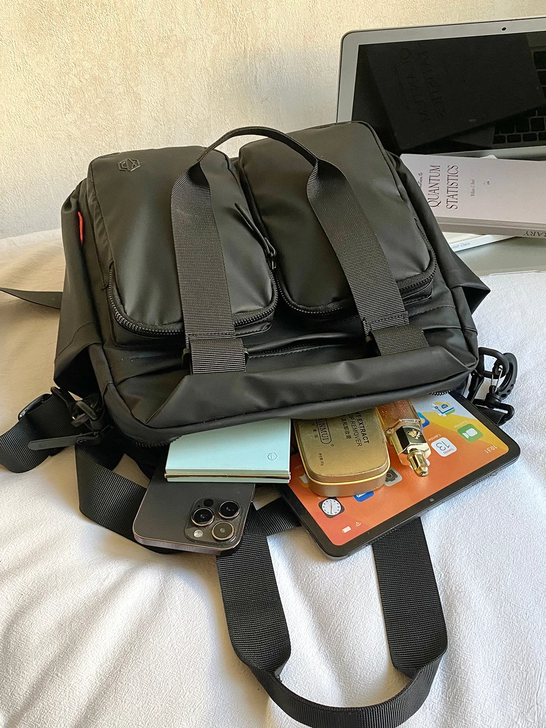 赤ちゃん連れ旅行 持ち物に最適な軽量防水手提げバッグの選定ガイド