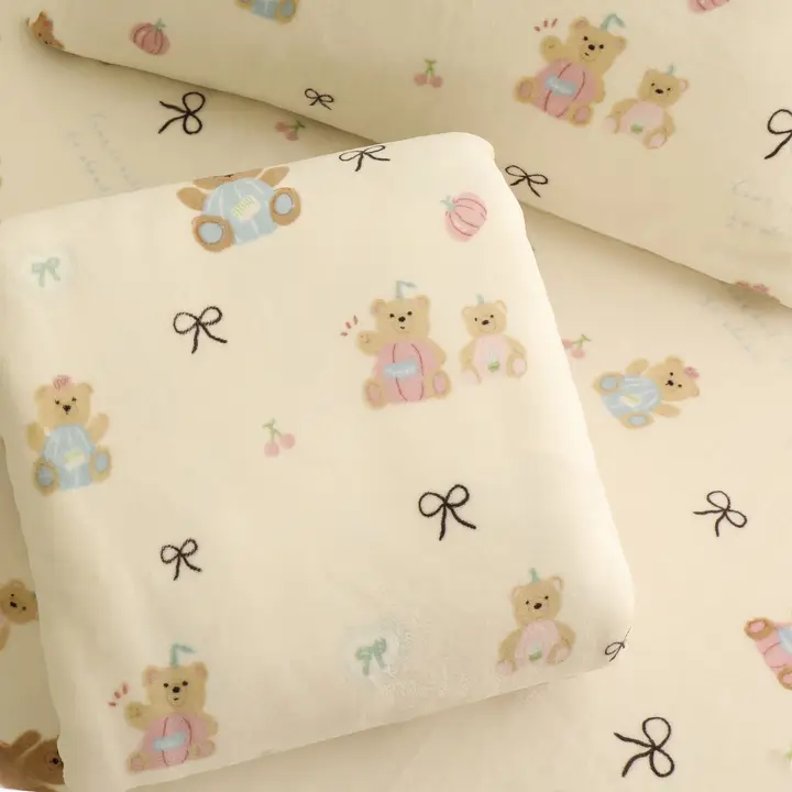 かわいいクマの親子デザイン フランネル毛布【冬用・珊瑚フリース・厚手】
